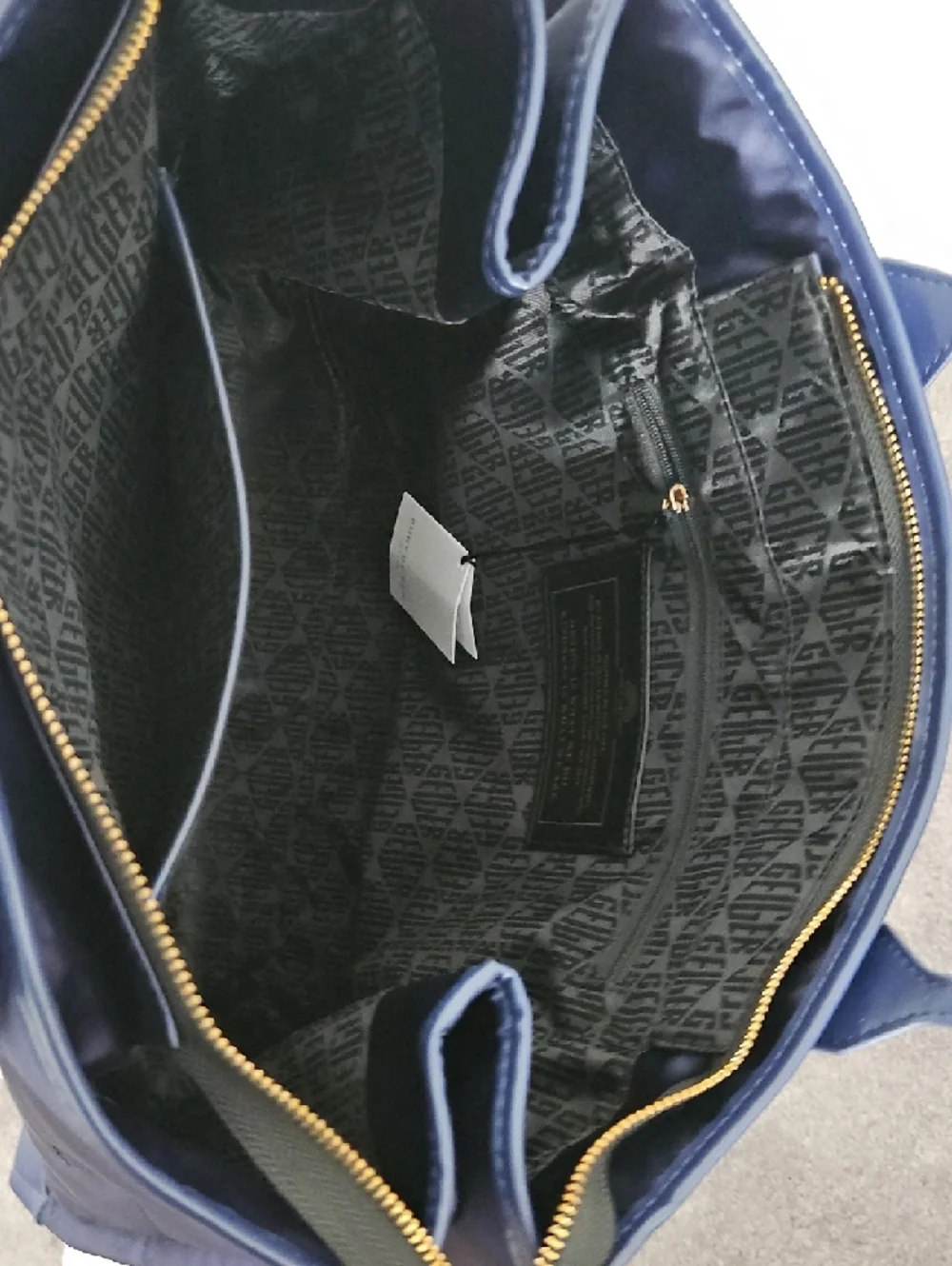 Kurt Geiger Navy Quilted Tote with Gold Lion Accent NWT - Picture 5 of 8